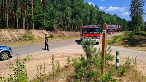 policjantka kierującą ruchem