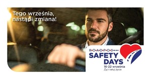 mężczyzna za kierownicą pojazdu