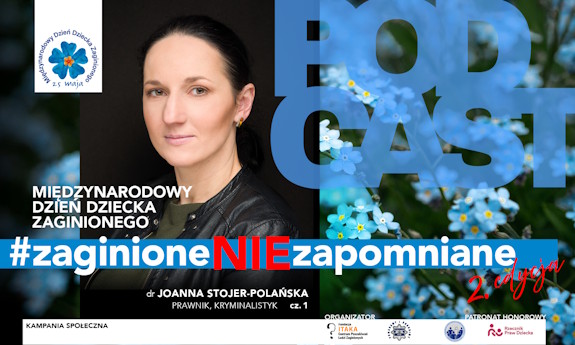 zdjęcie portretowe kobiety na ciemnym tle